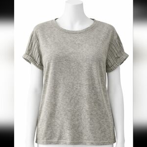 Heather Gray Pleated Sleeve Tee – Soft Casual Top